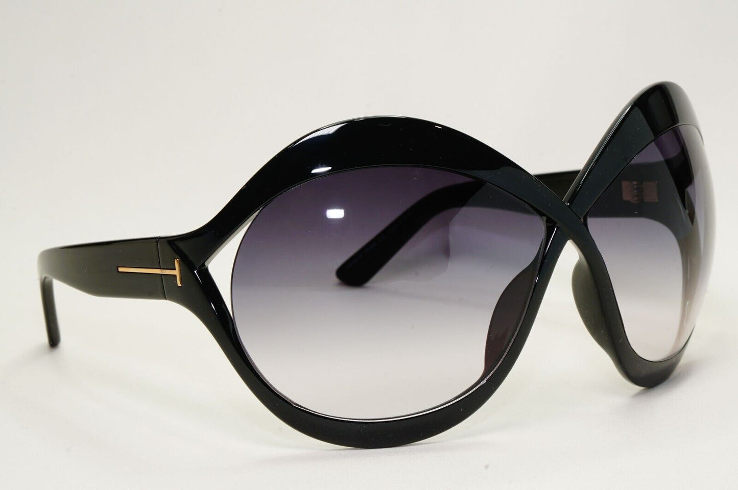 Tom Ford Sunglasses Carine-02 Black Oversized Gradient Large FT0902 TF 902 01B