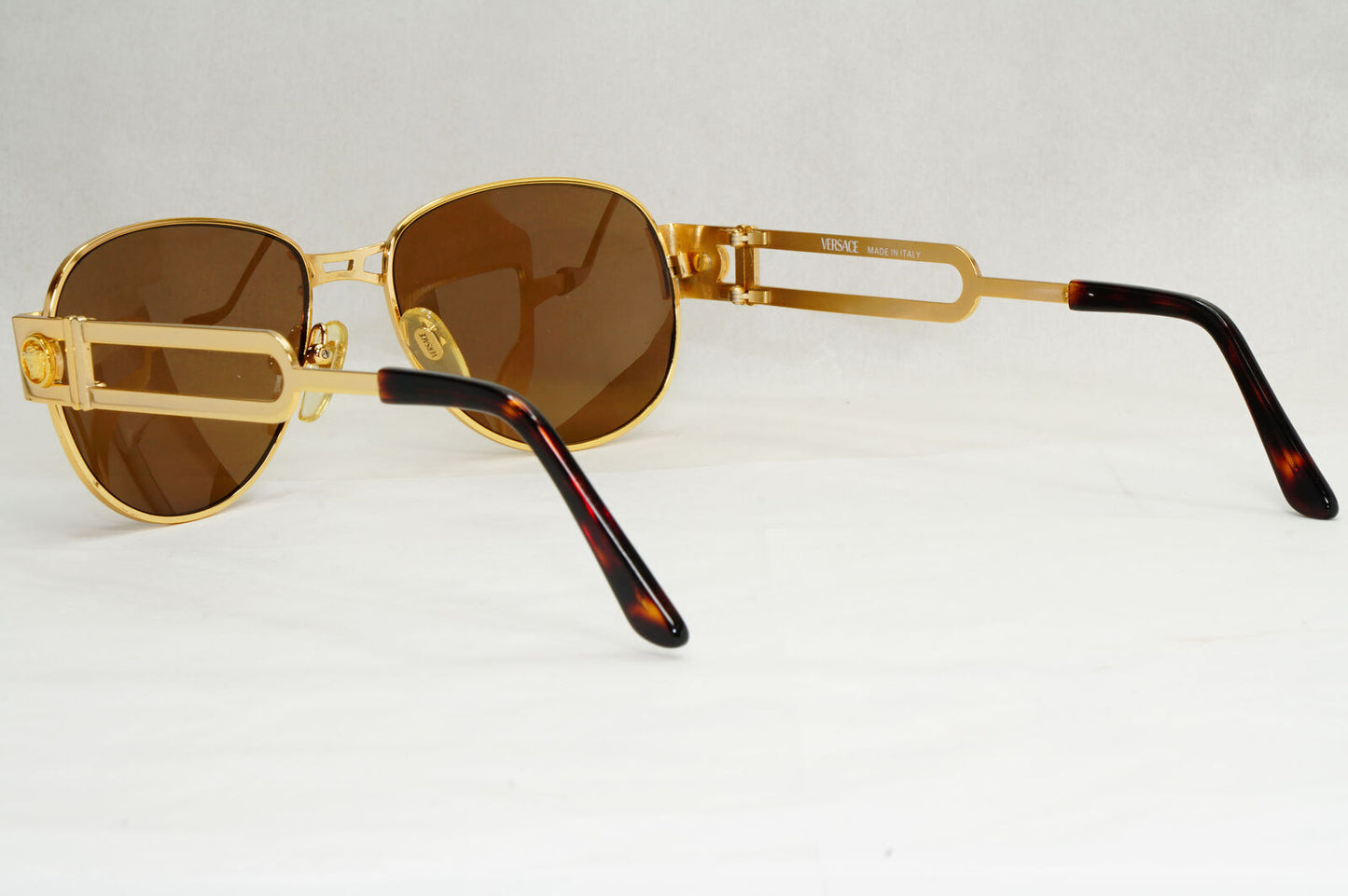 Gianni Versace Sunglasses 1996 Vintage Gold Medusa Pilot MOD S56 COL 030 060324