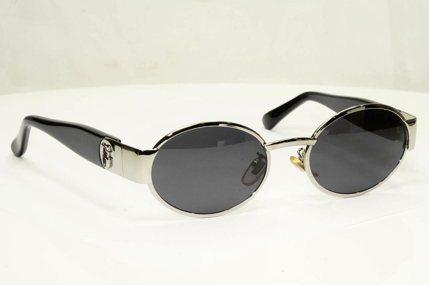 Gianni Versace 1996 Sunglasses Vintage Unisex Silver Metal GV MOD X09 COL 029