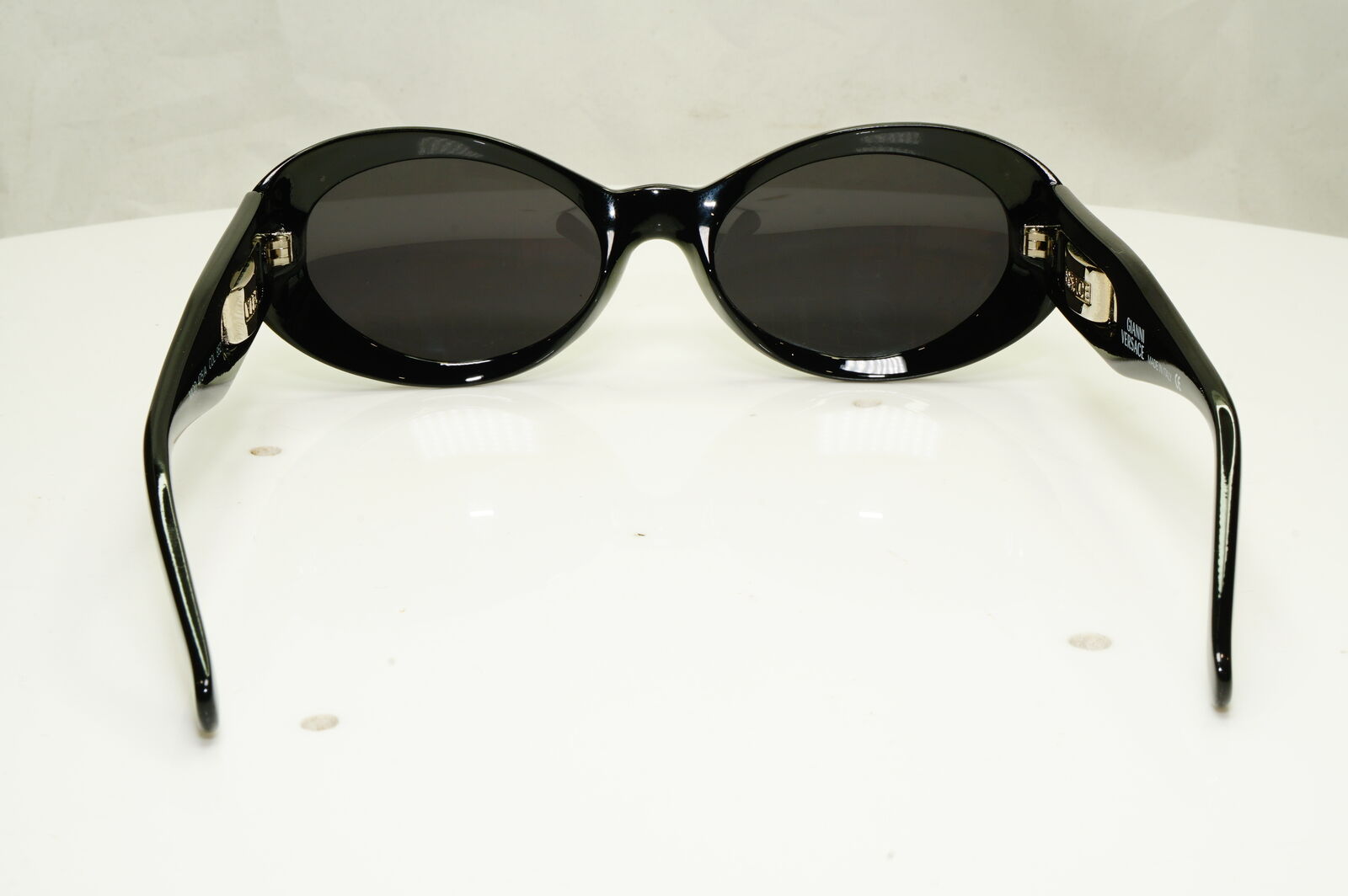 Gianni Versace 1996 Womens Vintage Silver Medusa Sunglasses MOD 475/A COL 852