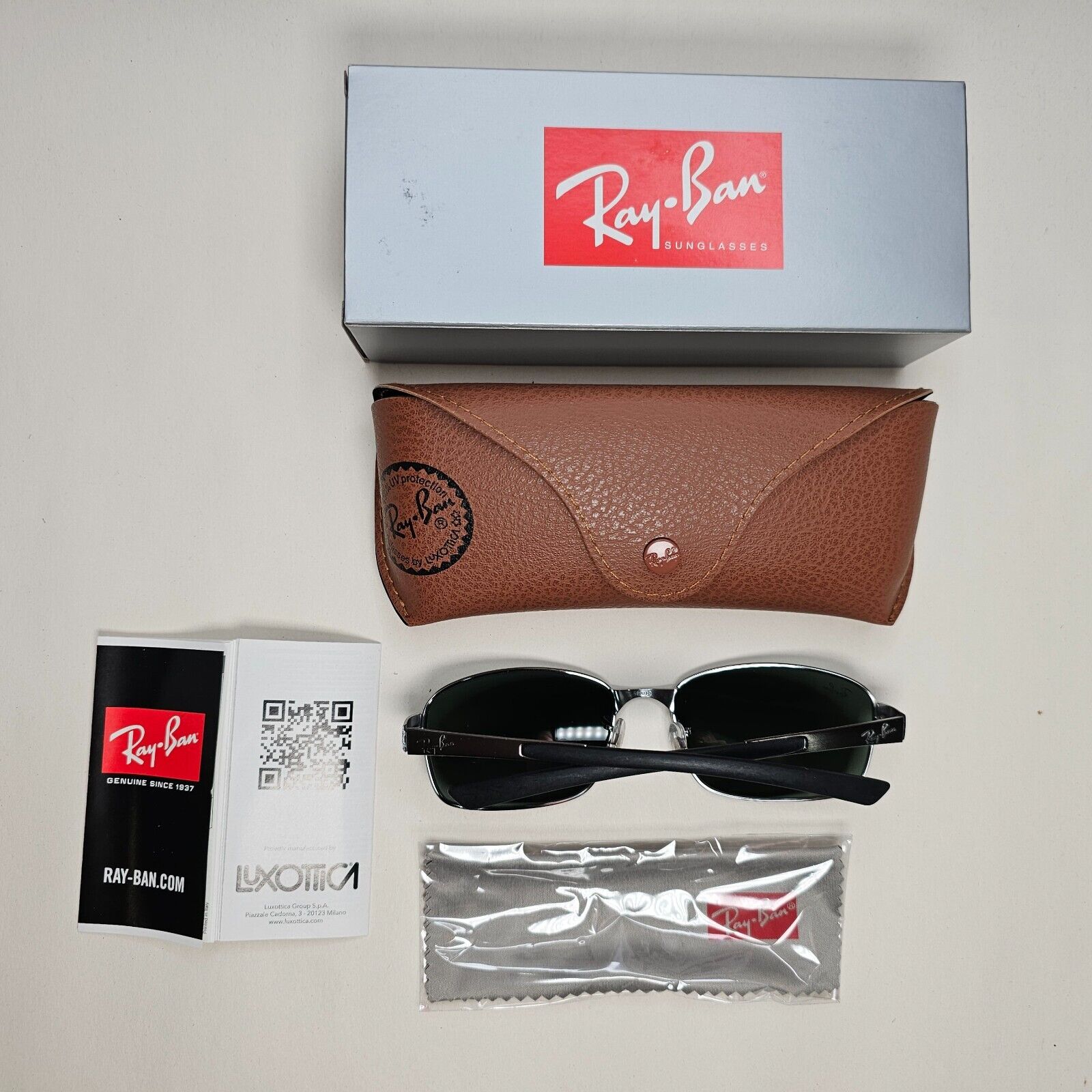 Ray-Ban Sunglasses 2011 Vintage Gunmetal Grey G15 Green RB 3413 004 59mm