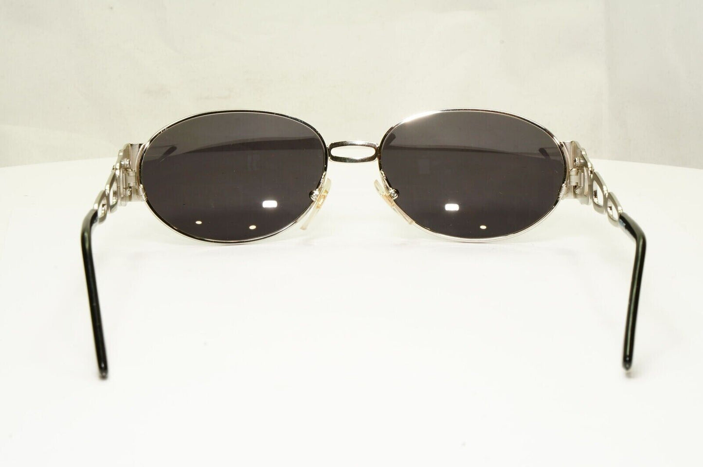 Gianni Versace 1996 Vintage Silver Oval Medusa Metal Sunglasses MOD S32 COL 26M