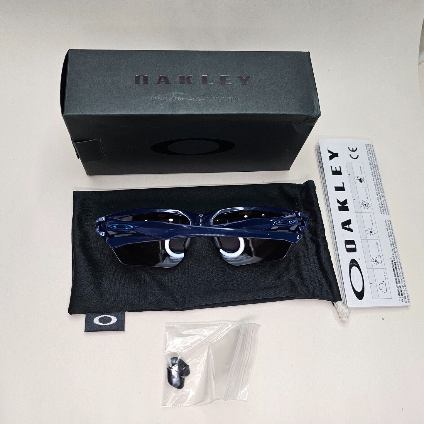 Oakley Sunglasses OO 9363 Polarised Blue Deep Prizm Water Mirror Flak Beta 07 64