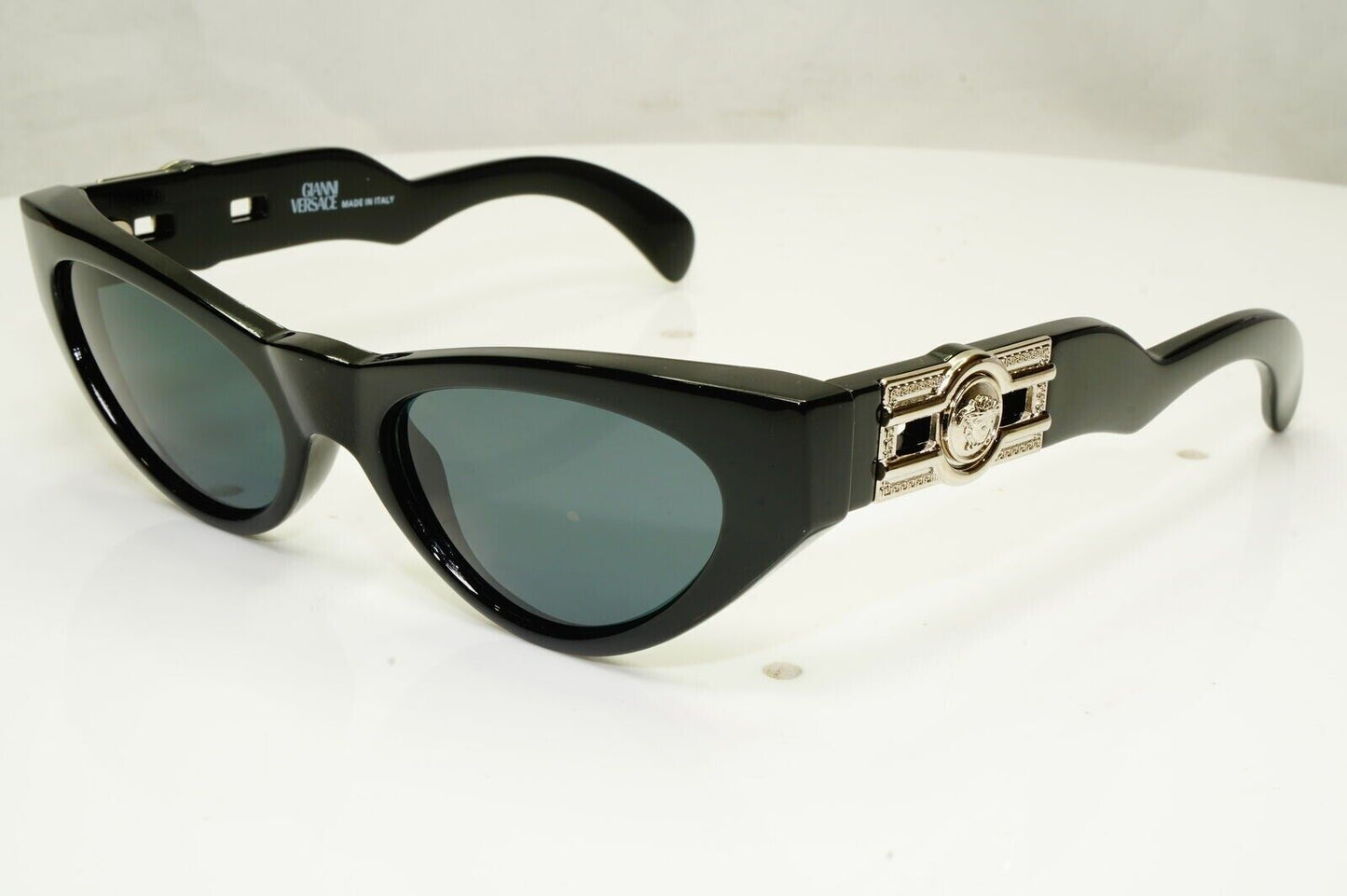 Gianni Versace Sunglasses 1996 Vintage Black Silver Medusa MOD 476/B COL N52