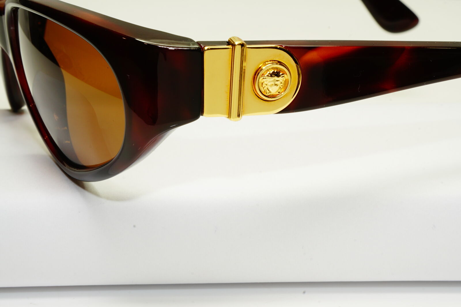 Gianni Versace 1996 Mens Vintage Brown Gold Medusa Sunglasses MOD 408 COL 900