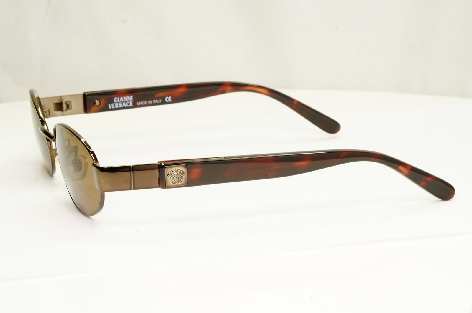 Gianni Versace 1996 Vintage Mens Metal Brown Medusa Sunglasses MOD X18 COL 62M