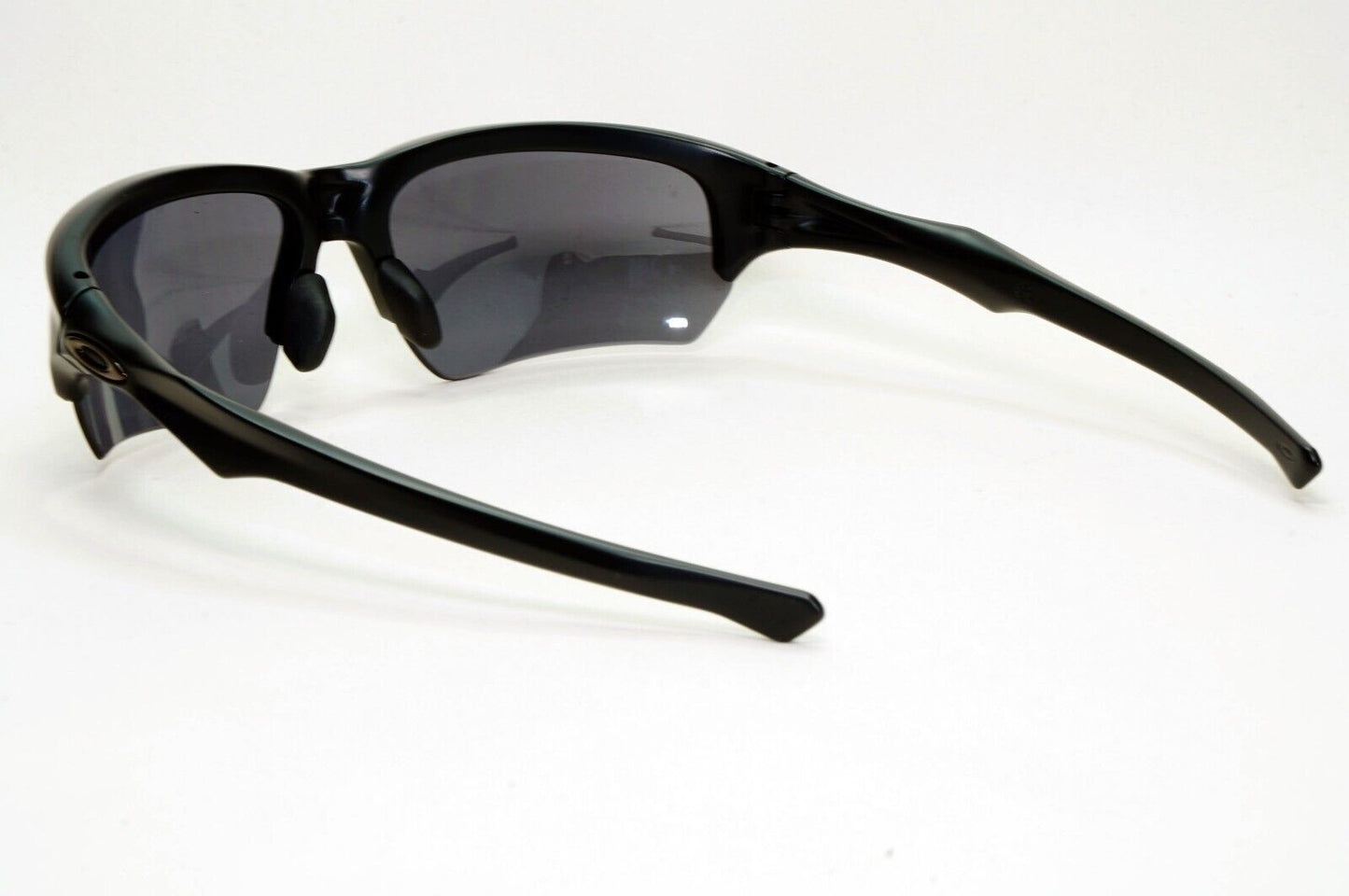 Oakley Sunglasses OO 9372 Black Matte Iridium Grey Mirror Flak Beta (A) 02 65mm