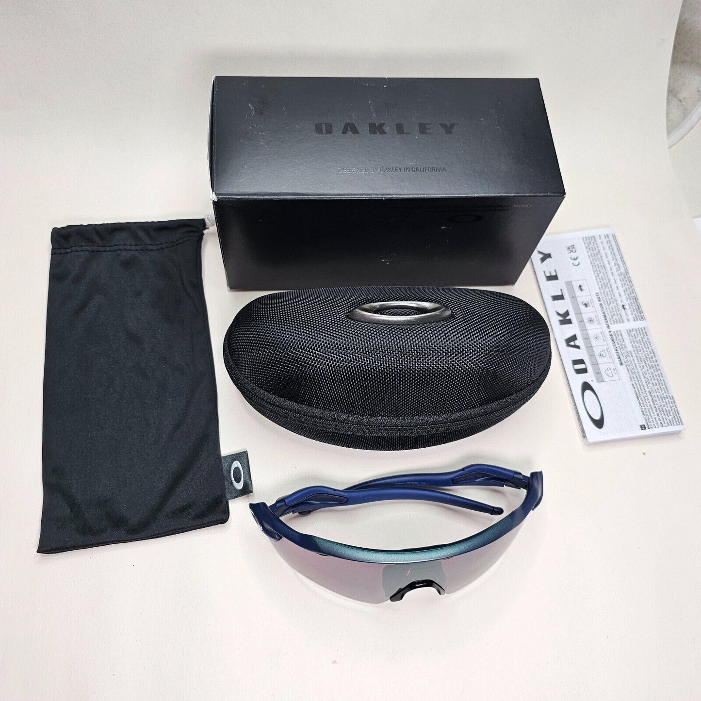 Oakley Sunglasses OO 9208 Radar EV Path Shield Blue Shift Prizm Road Black D2