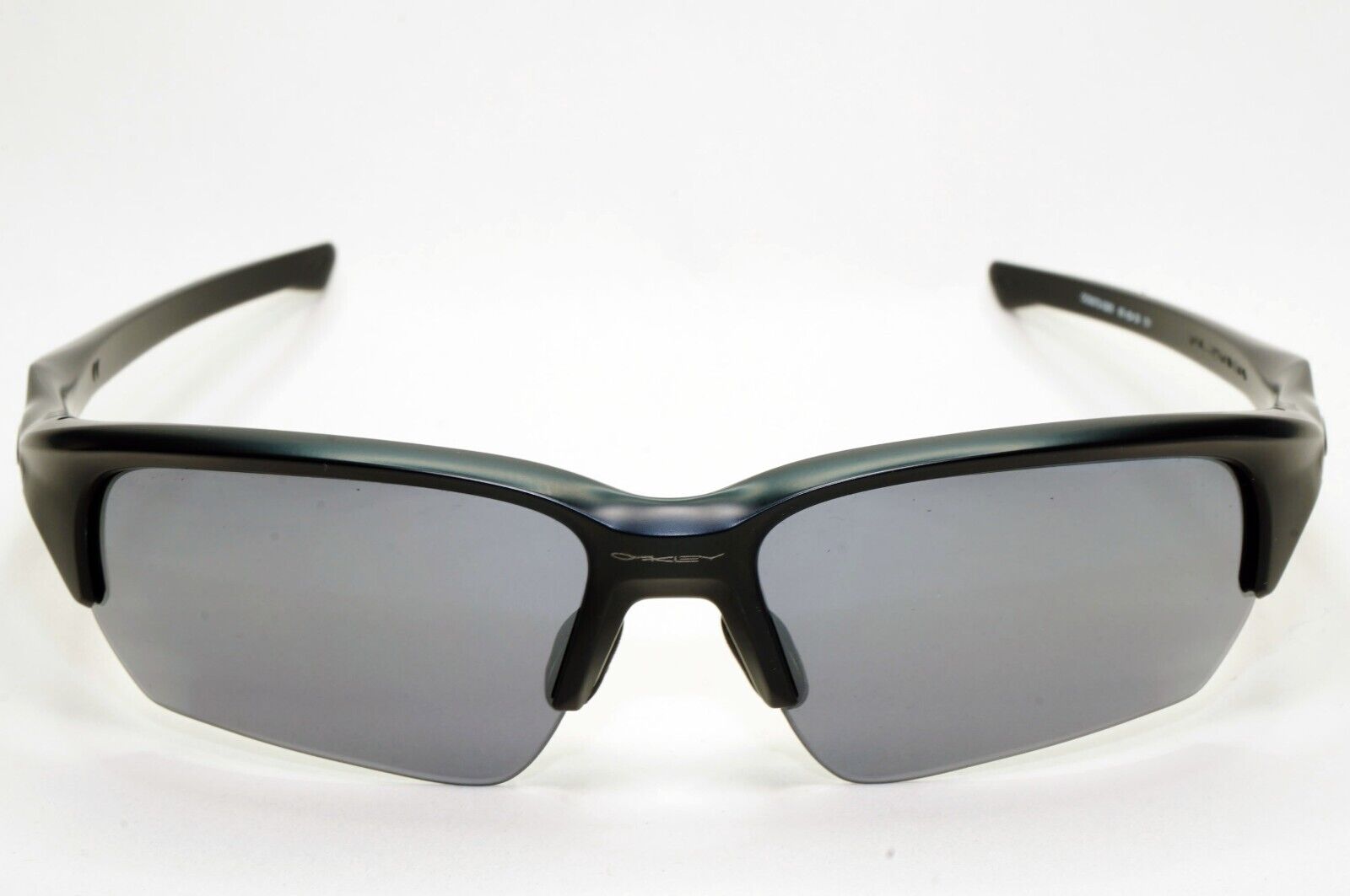 Oakley Sunglasses OO 9372 Black Matte Iridium Grey Mirror Flak Beta (A) 02 65mm