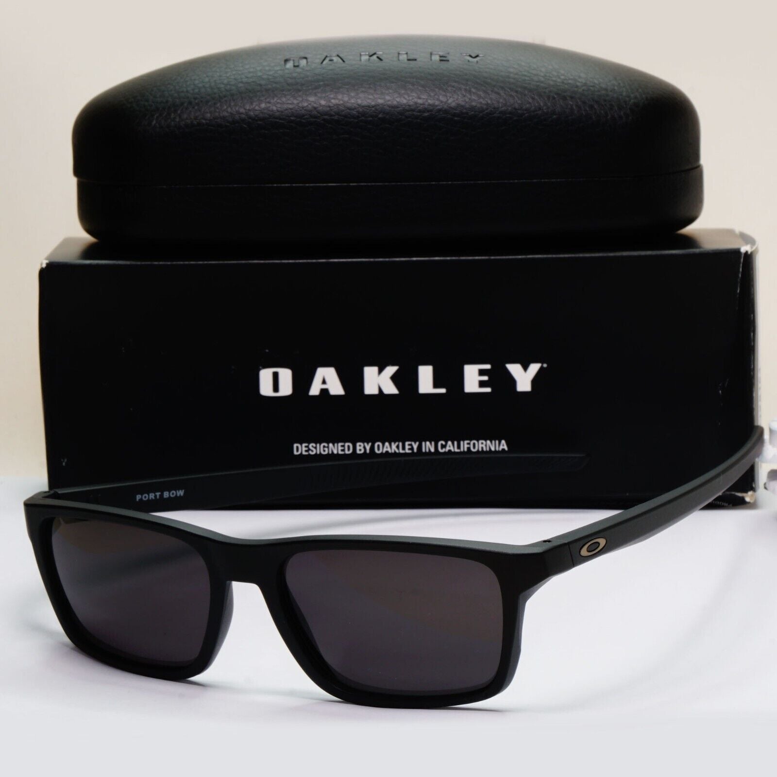 Oakley Sunglasses Port Bow Satin Black Square OX 8164 01 55mm