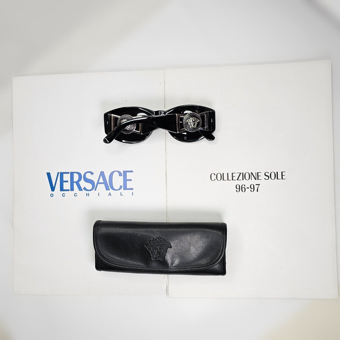 Gianni Versace Sunglasses 1996 Vintage Black MOD 424/S COL 852 Biggie 111223