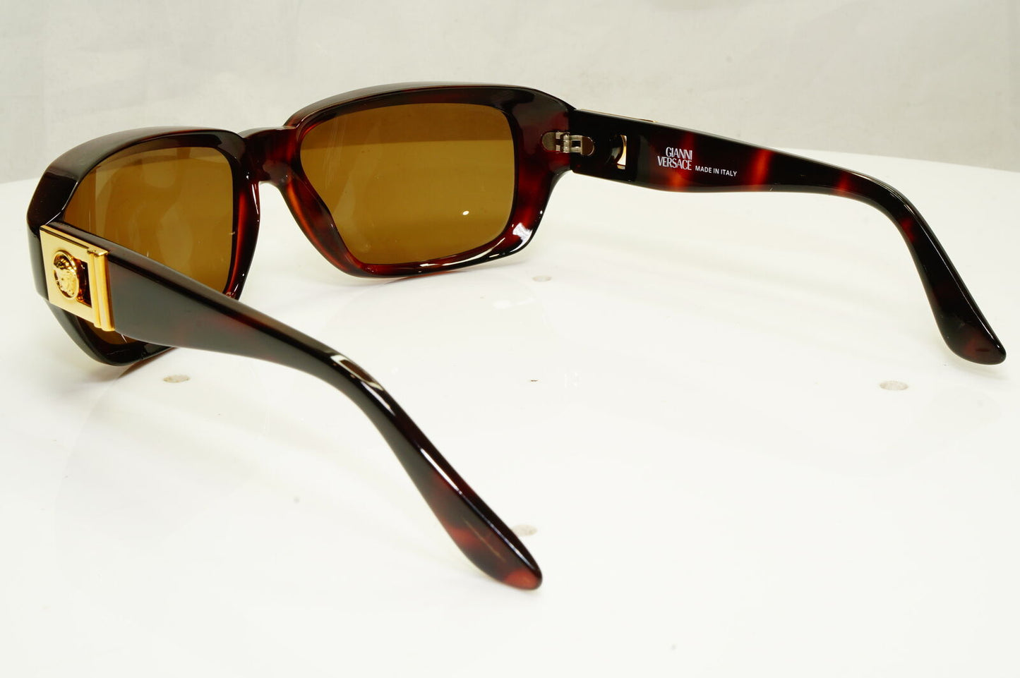 Gianni Versace 1996 Mens Vintage Brown Gold Medusa Sunglasses MOD 412/A COL 900