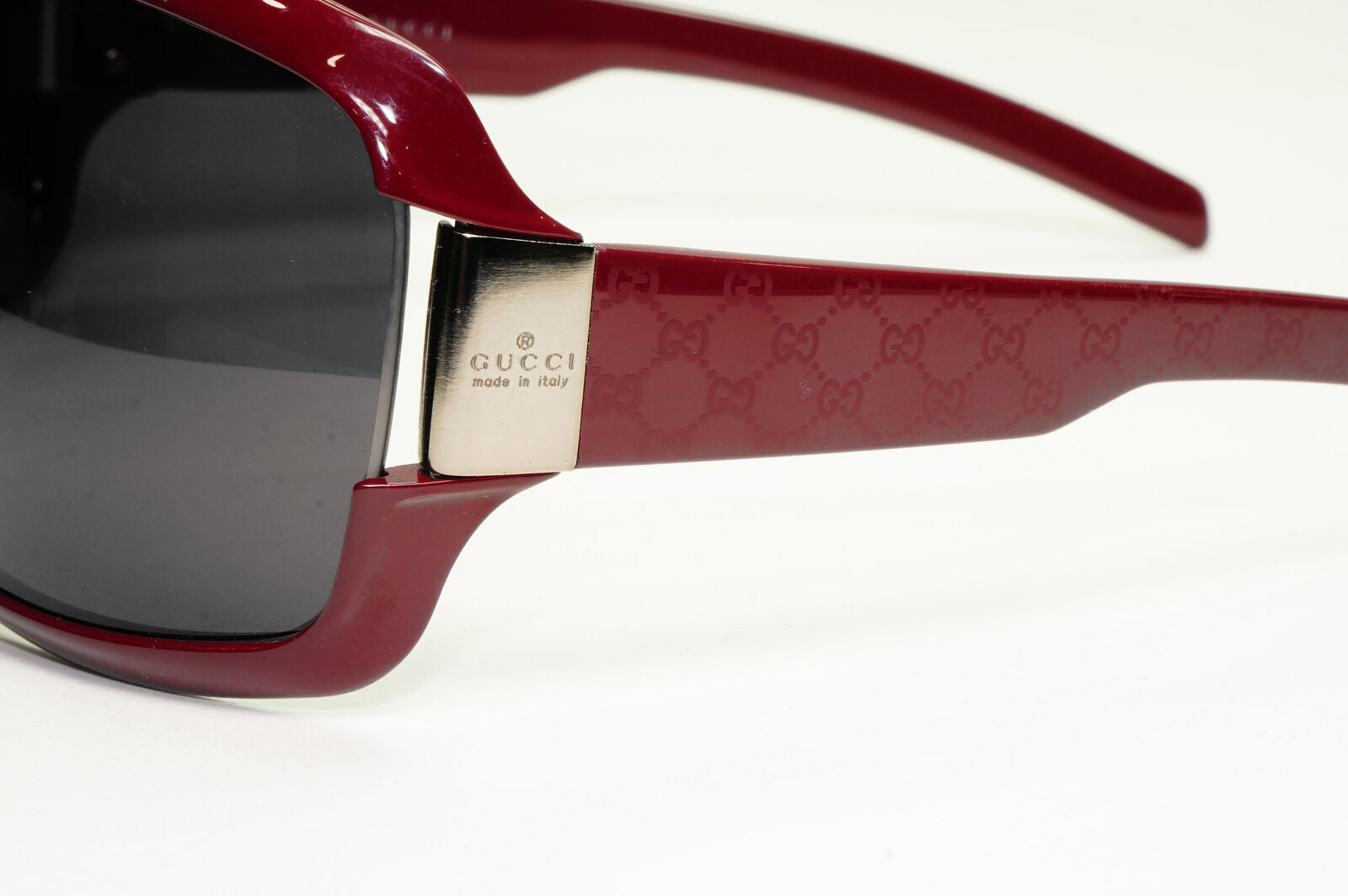 Gucci 2005 Monogram Sunglasses Burgundy Deep Red Black Vintage GG 1546/S BPAMD