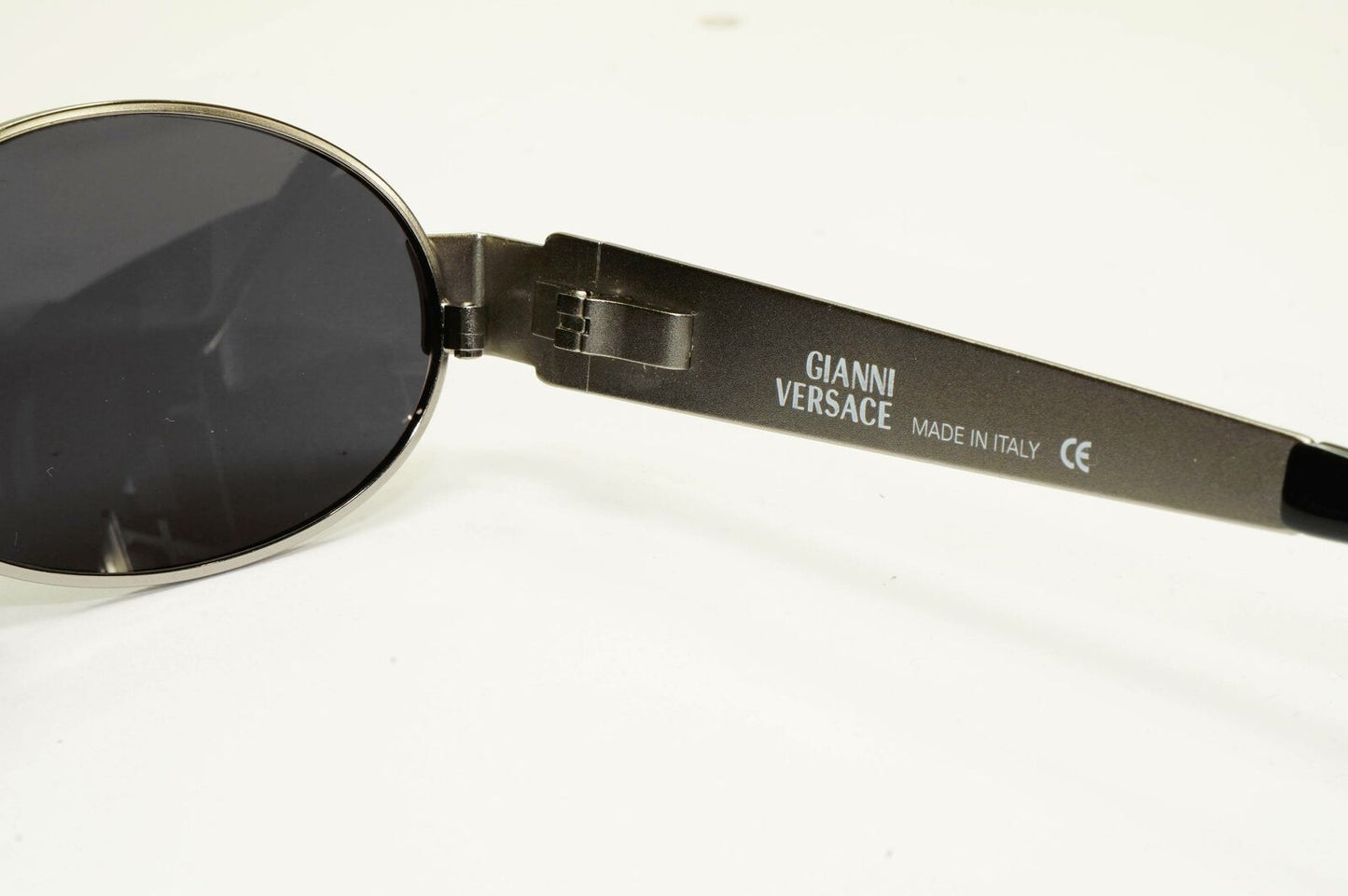 Gianni Versace 1996 Vintage Silver Medusa Oval Metal Sunglasses MOD X35 COL 029