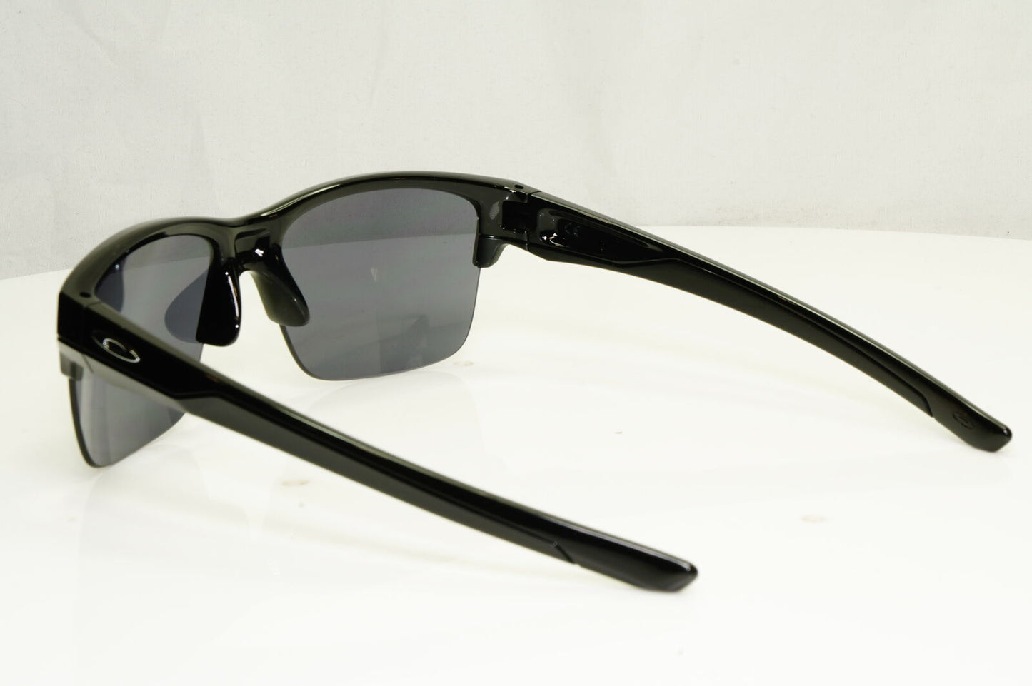 Authentic Oakley Mens Black Polished Iridium Sunglasses Thinklink OO9316 03 63mm