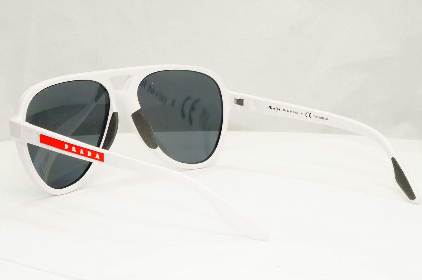 Prada White Polarized Sunglasses Pilot Grey Red Stripe PS06WS SPS 06W TWK-02G