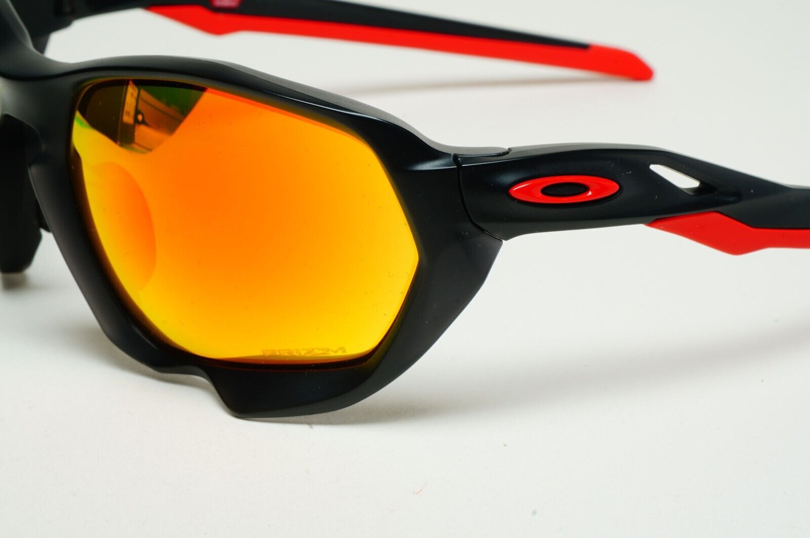 Oakley Sunglasses Plazma (A) Black Prizm Ruby Orange Wrap OO 9019A 17 59mm