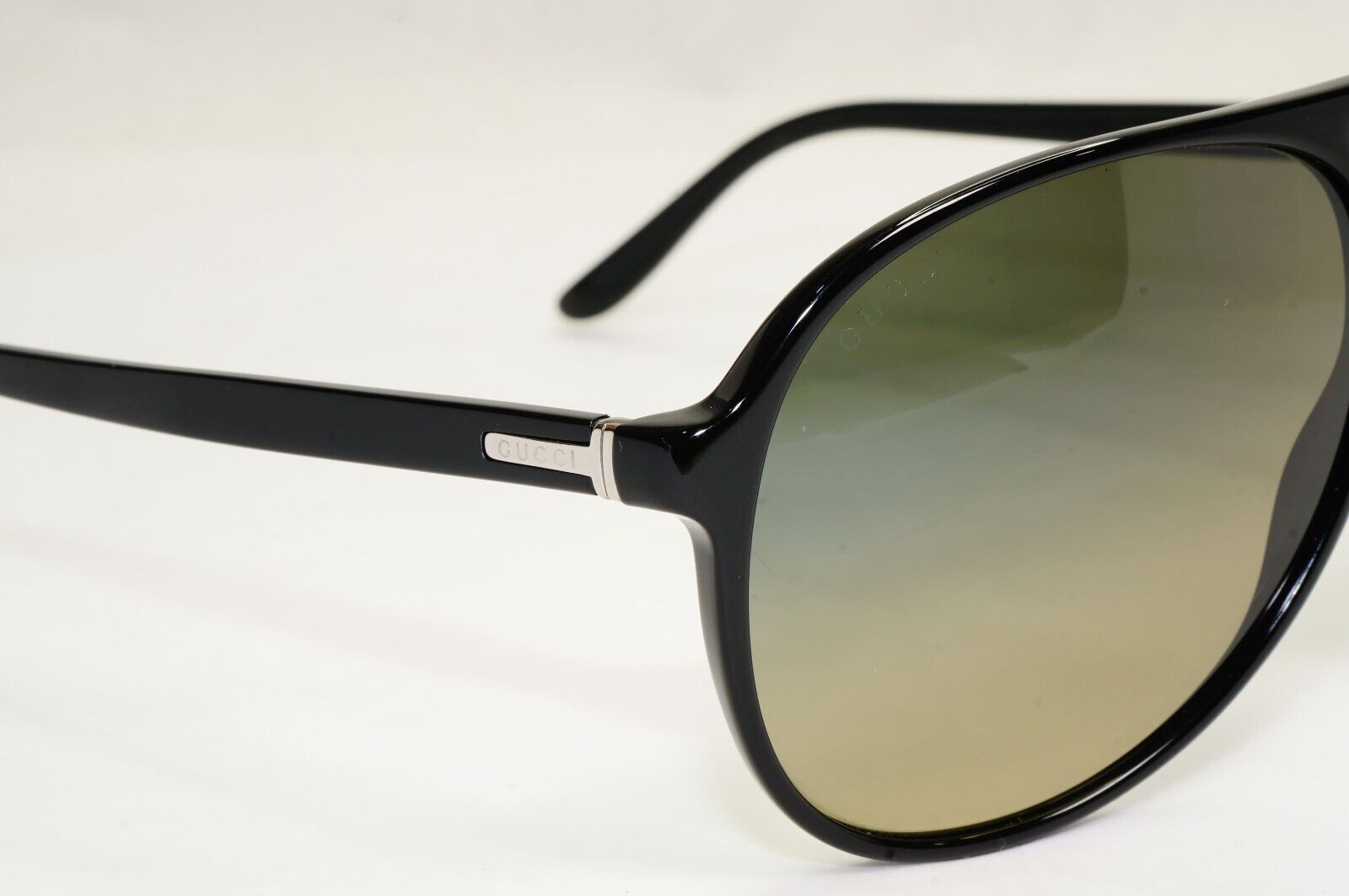 Gucci Sunglasses 2011 Vintage Black Pilot Glass Lens GG 1026/S 80757 59mm 180324