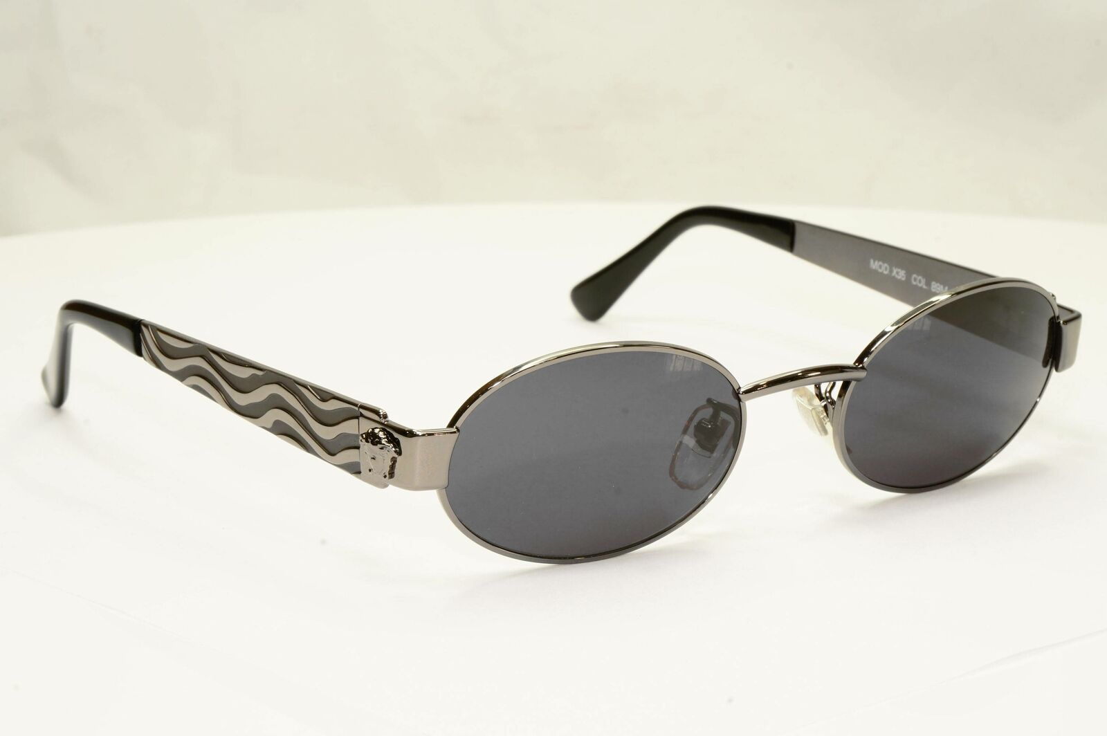 Gianni Versace 1996 Vintage Gunmetal Medusa Oval Sunglasses MOD X35 COL 89M