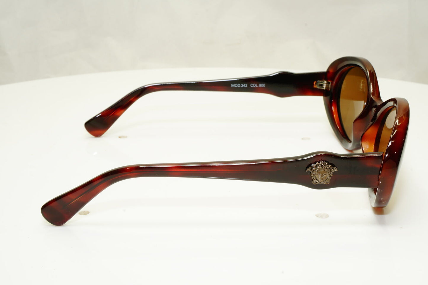 Gianni Versace 1996 Womens Vintage Brown Medusa Oval Sunglasses MOD 342 COL 900