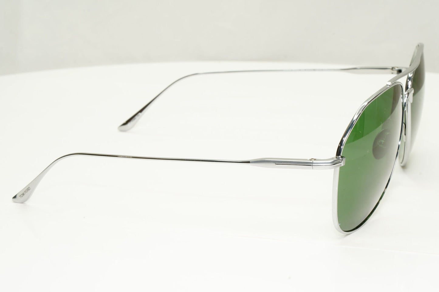 Tom Ford Titanium Japan Sunglasses Silver Green Pilot Cyrus TF 747 16N FT0747