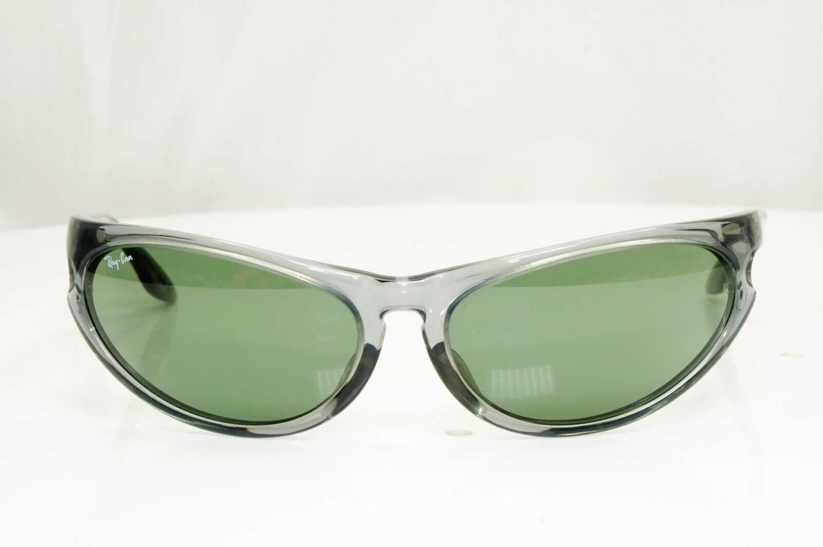 Ray-Ban Sunglasses 1997 Vintage Bausch Lomb Wrap Grey Green B&L W2199 Skyline