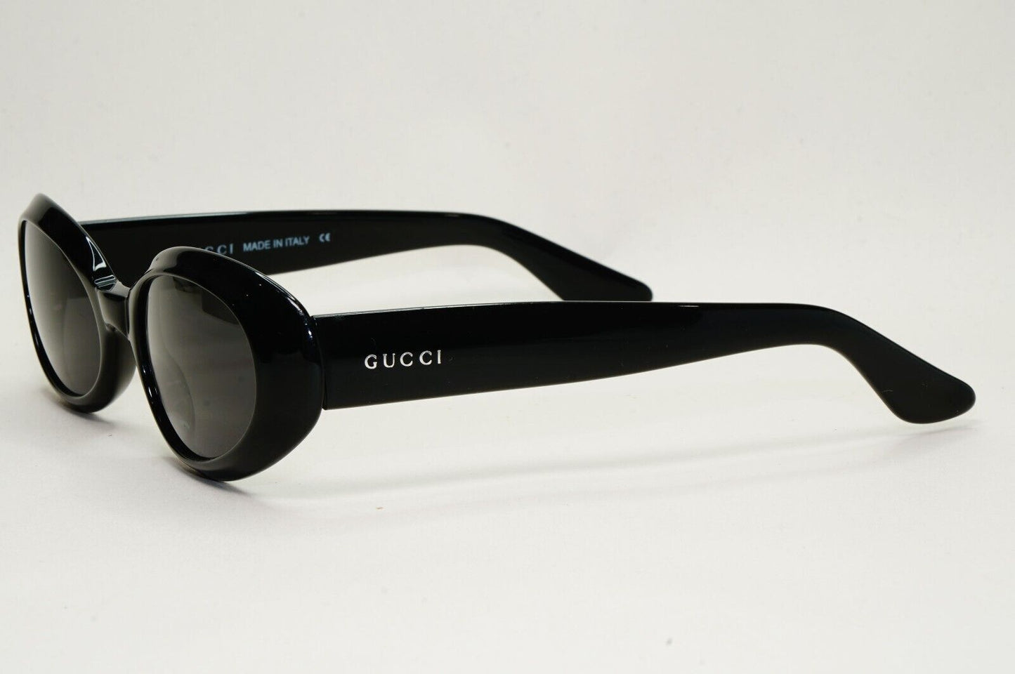 Gucci Sunglasses 1997 Vintage Black Oval Retro GG 2419/S 807 51mm 171024