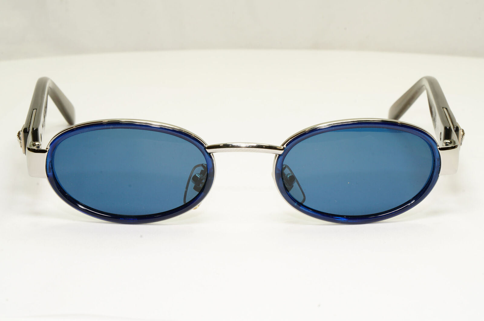 Gianni Versace 1996 Vintage Oval Blue Silver Medusa Sunglasses MOD X28 COL A35