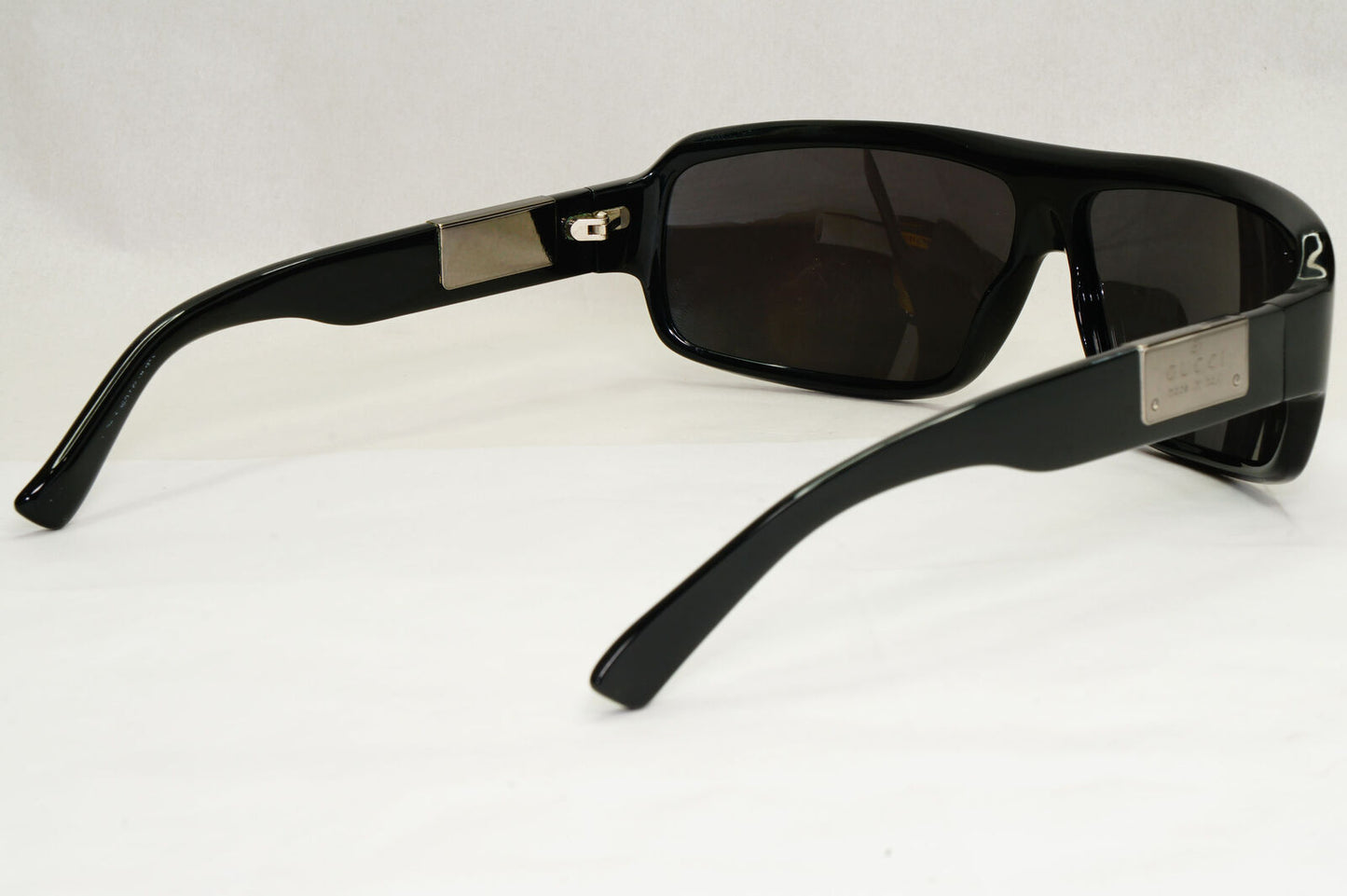 Gucci Sunglasses 2001 Vintage Black Square Silver Wrap GG 1561/S 807Y1 060324