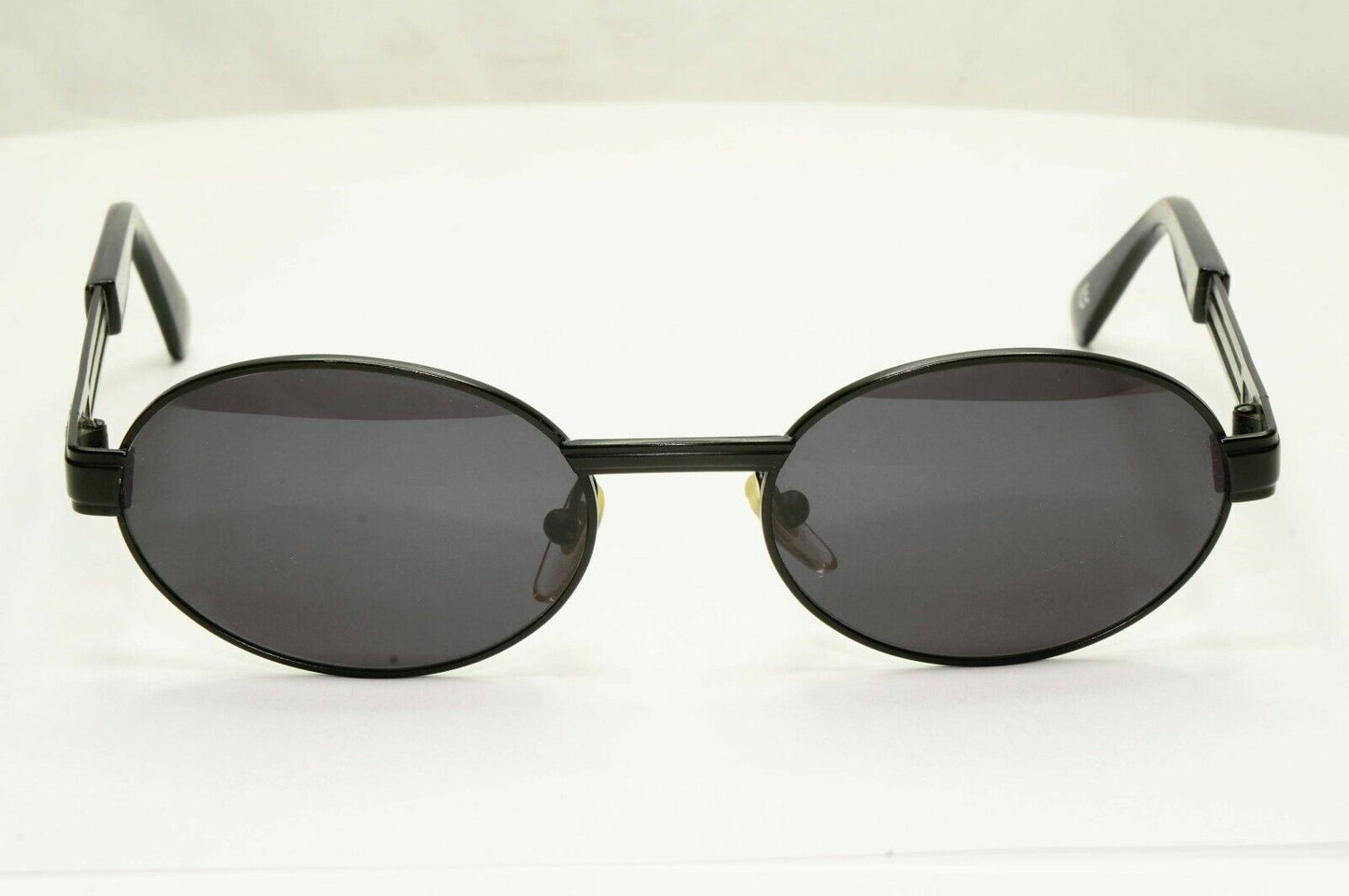 Gianni Versace 1996 Vintage Unisex Black Oval Metal Sunglasses MOD S15 COL 028