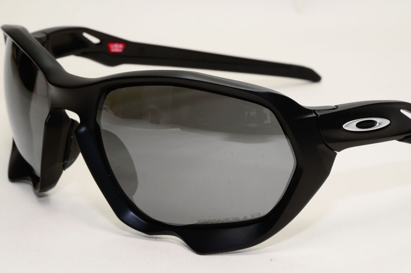 Oakley Sunglasses Plazma Polarised Black Matte Prizm Square Wrap OO 9019 06