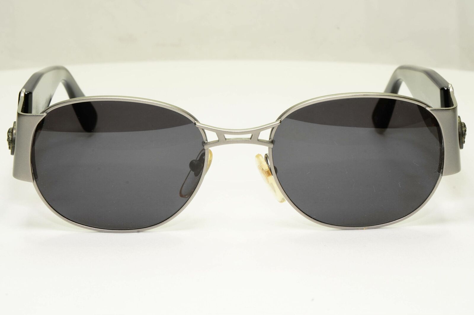 Gianni Versace 1996 Vintage Mens Silver Medusa Metal Sunglasses MOD S67 COL 77M