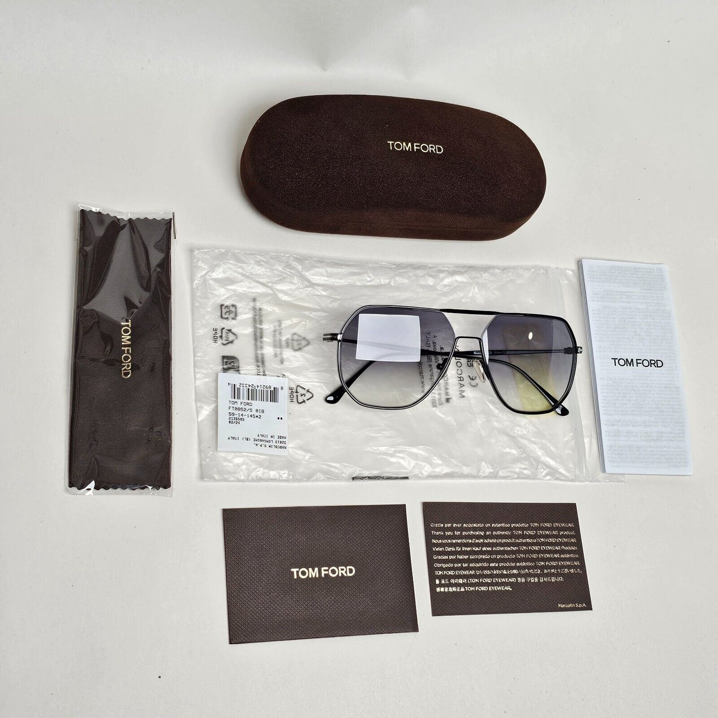 Tom Ford Sunglasses Gilles-02 Black Grey Navigator FT0852 TF 852 01B 59mm