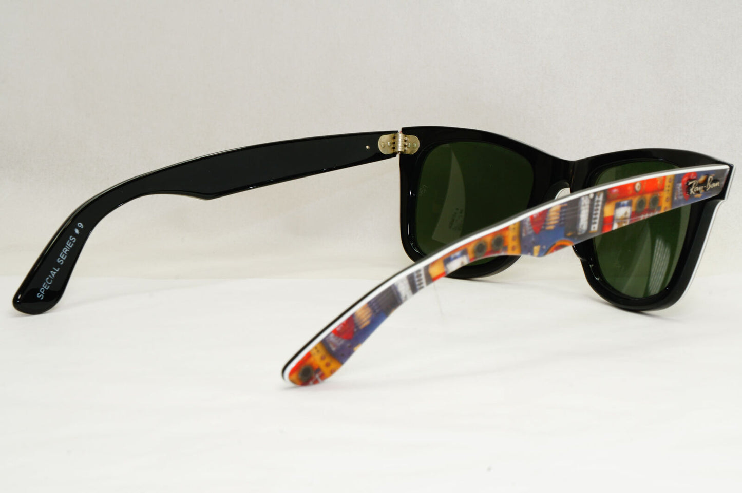 Ray-Ban Sunglasses Guitar Music Rare Prints Series 9 Vintage RB 2140 1121 070224