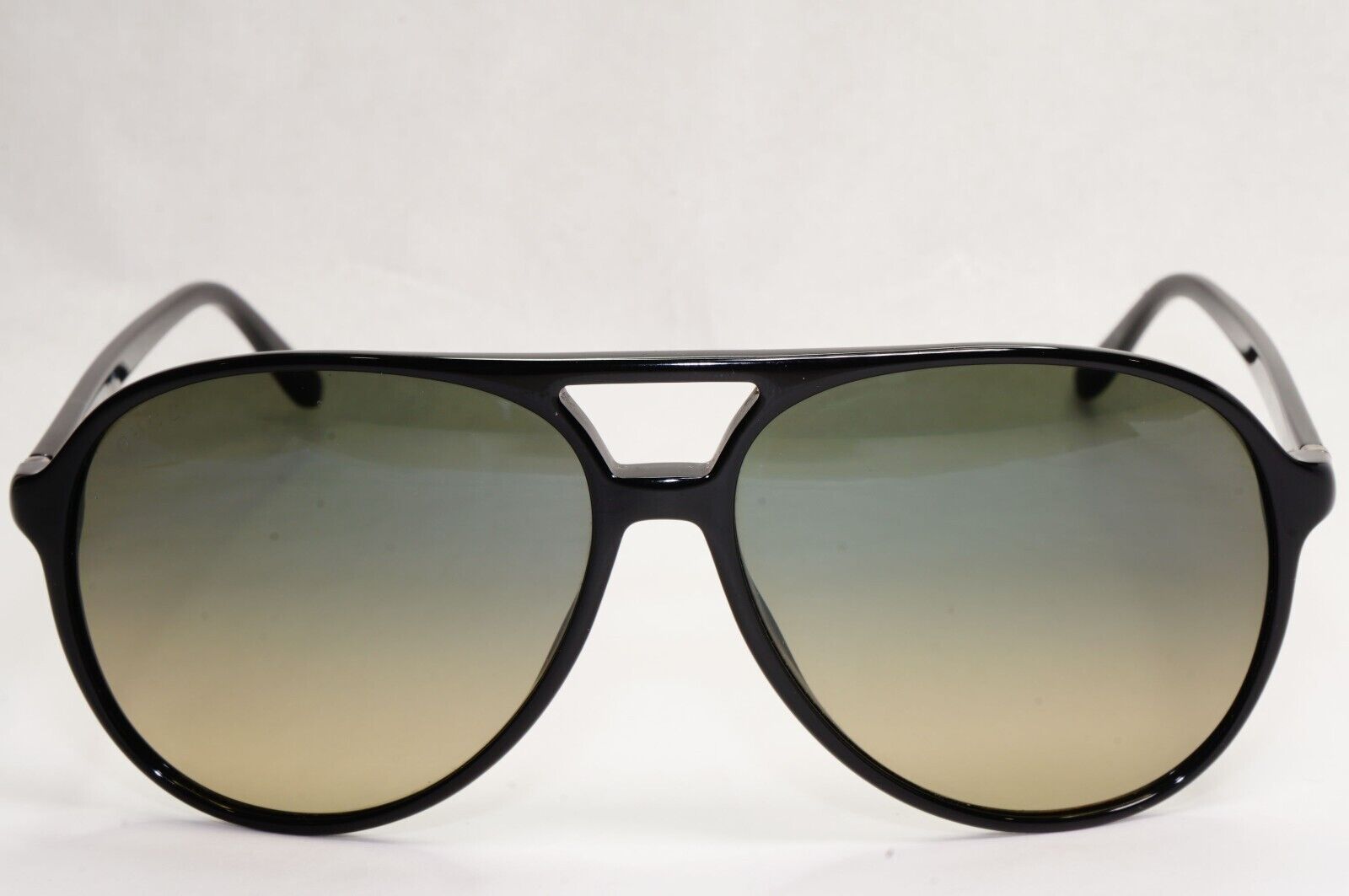 Gucci Sunglasses 2011 Vintage Black Pilot Glass Lens GG 1026/S 80757 59mm 180324