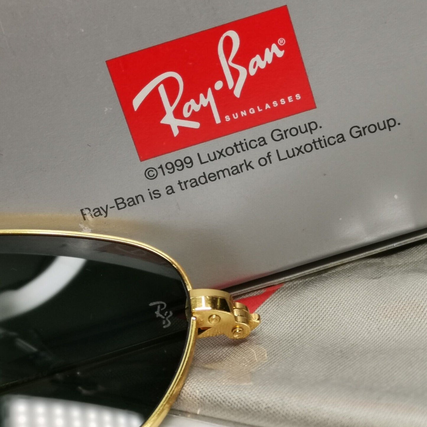 Ray-Ban Sunglasses Year 2009 Slim Sleek Rectangle Gold Green RB 3381 001 56mm